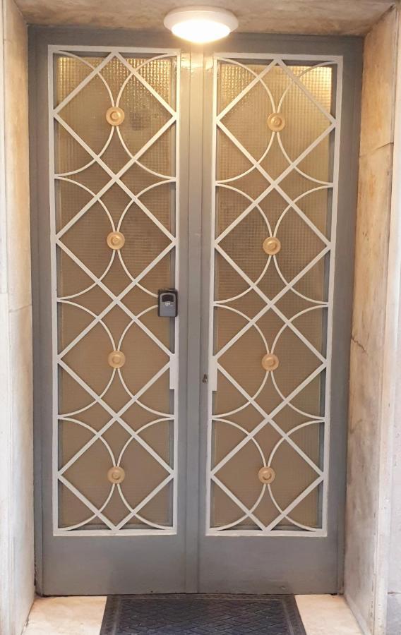 Prestige Penthouse - Breathtaking Parthenon Views In Plaka Apartment Athens Exterior photo
